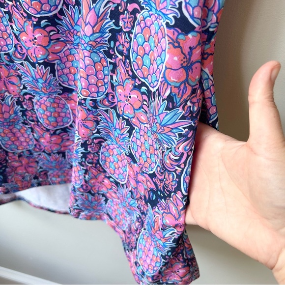 Simply Southern pineapple print crossover neck tunic shirt with pockets - Picture 5 of 8